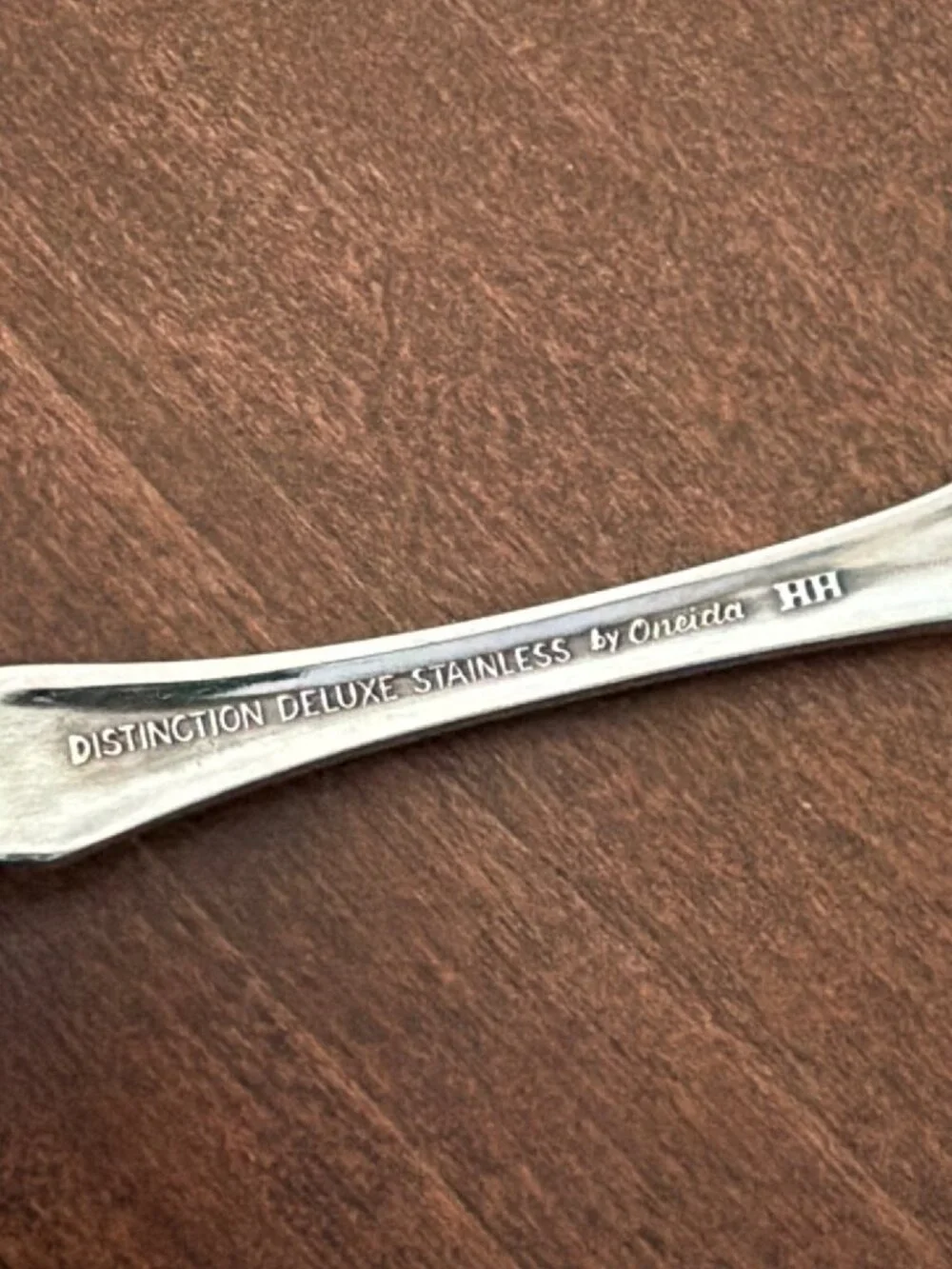 Set of 12 Oneida Distinction Deluxe HH Raphael Stainless Dinner Forks 7.25